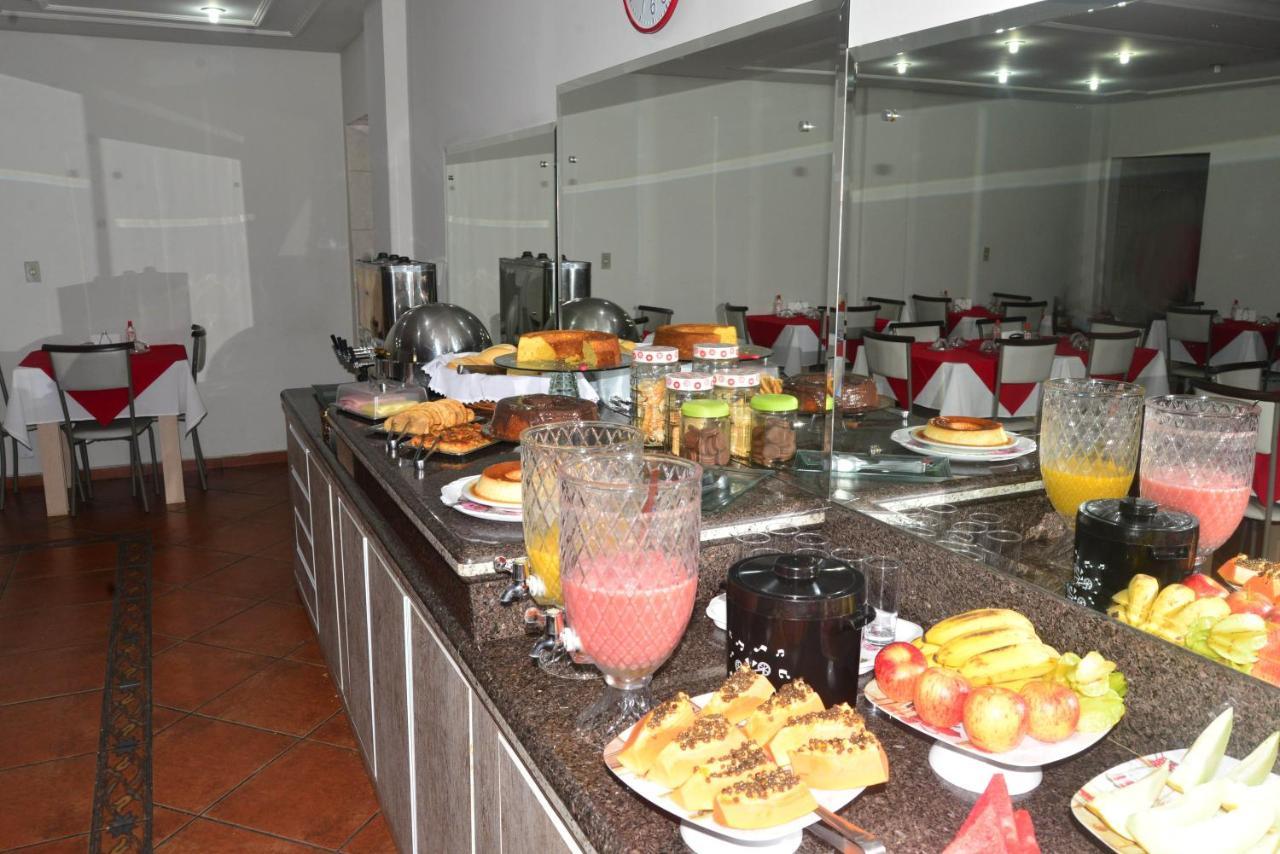 Hotel D' Lucca Ubá Eksteriør bilde
